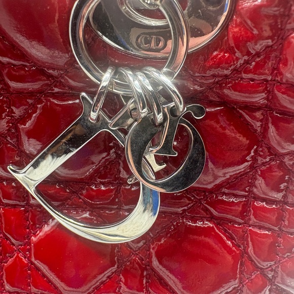 Christian Dior Lady Dior Medium Red Patent Cannage Bag Charm Italy Authentic - Picture 6 of 14